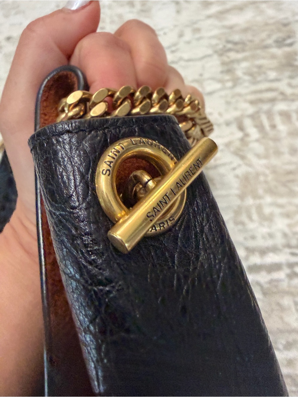 YSL Kate Medium Reversible Shoulder Bag in Croc Embossed Leather and Suede - Picture 7 of 16